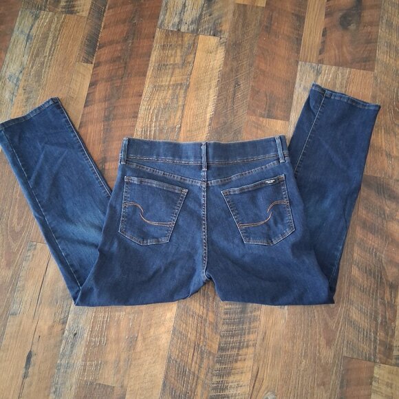 SOLD Levi's Womens Totally Shaping Ultimate Pull-on Ankle Straight Jeans Size 12 - Picture 2 of 10